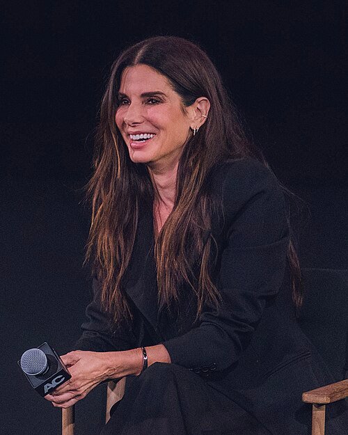 Portrait photo of Sandra Bullock