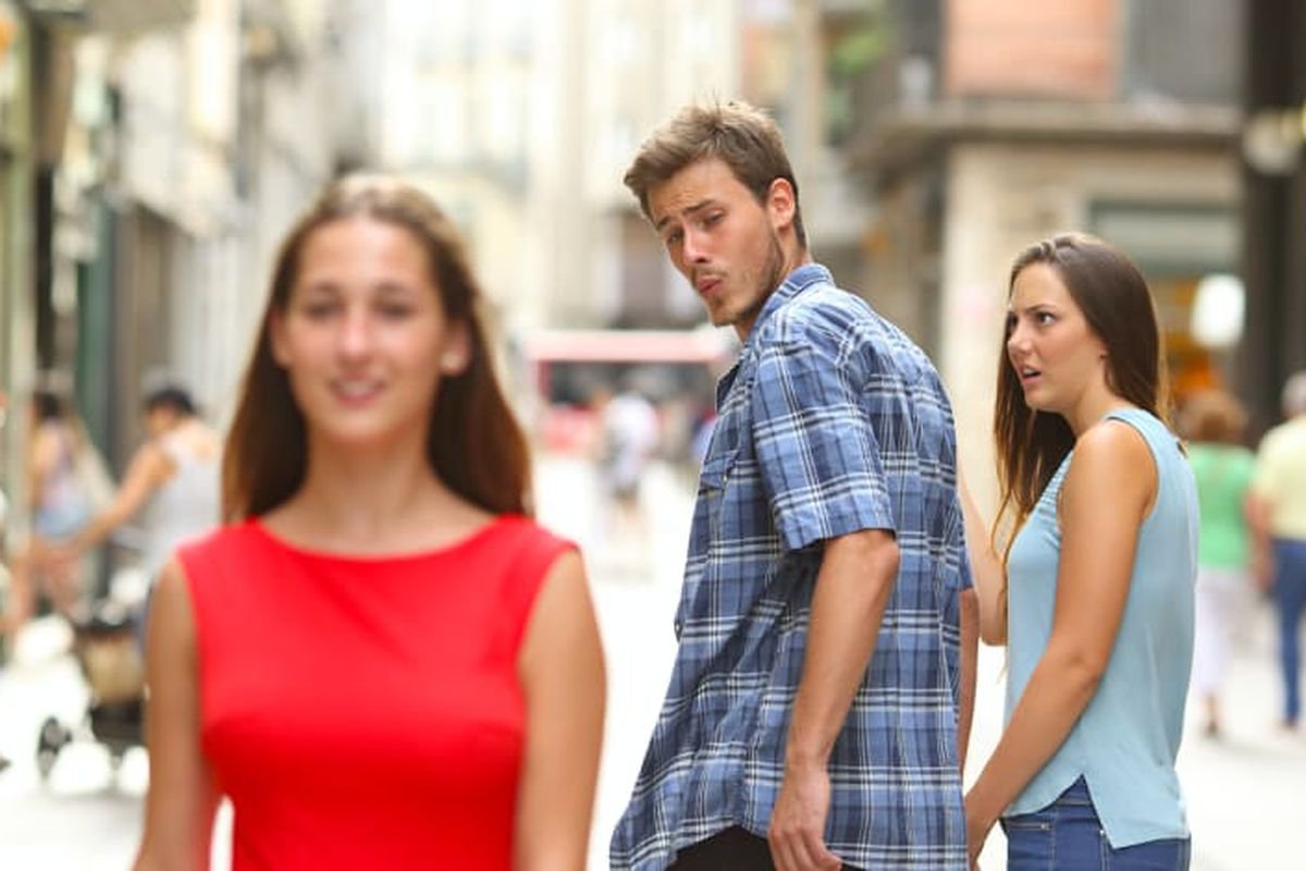 Distracted Boyfriend blank internet meme template